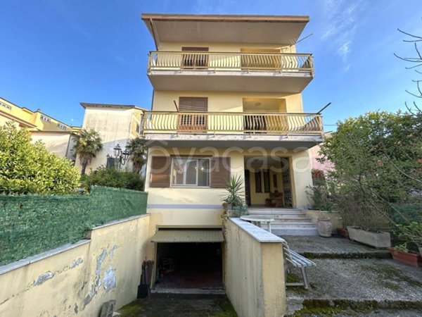 casa indipendente in vendita a Mirabella Eclano