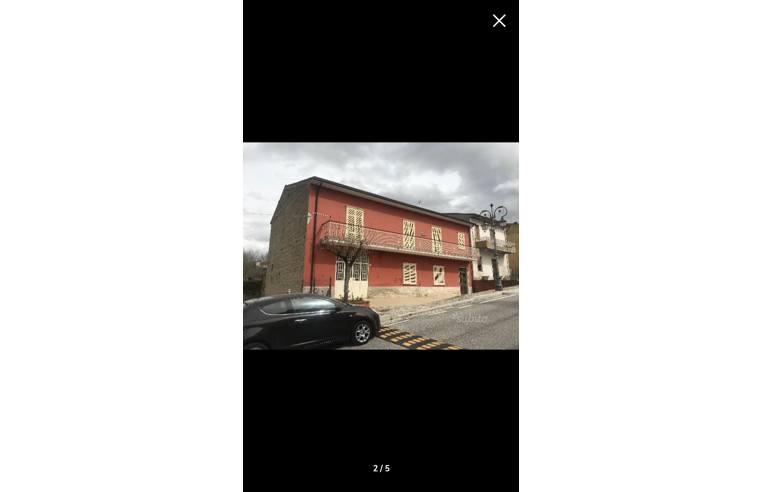 casa indipendente in vendita a Mirabella Eclano in zona Calore