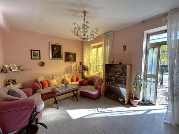 casa indipendente in vendita a Mirabella Eclano