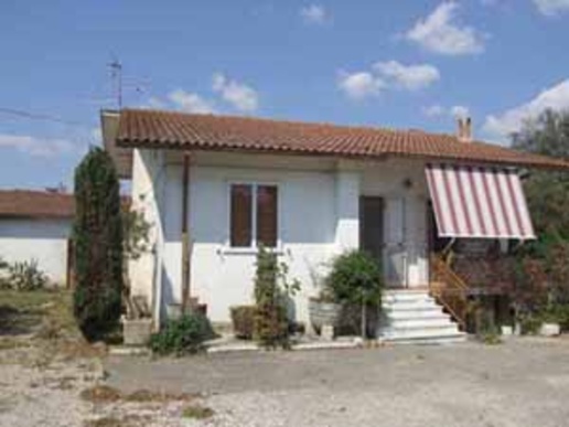 casa indipendente in vendita a Mirabella Eclano