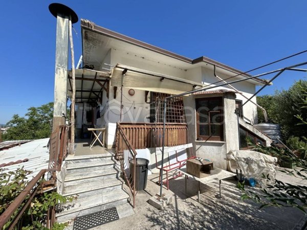 casa indipendente in vendita a Mirabella Eclano