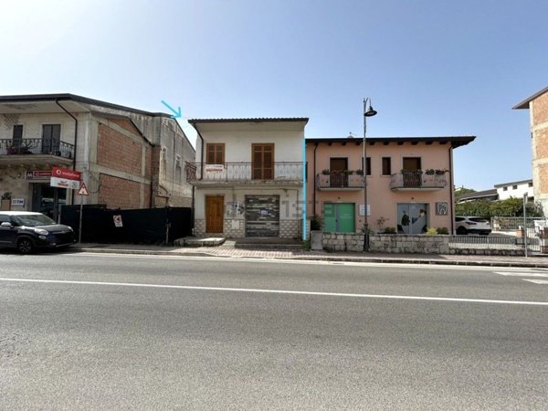 casa semindipendente in vendita a Mirabella Eclano