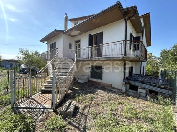 casa indipendente in vendita a Mirabella Eclano