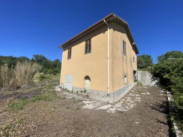 casa indipendente in vendita a Montefalcione