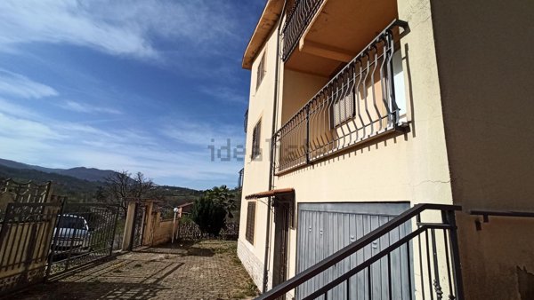 casa indipendente in vendita a Montefalcione