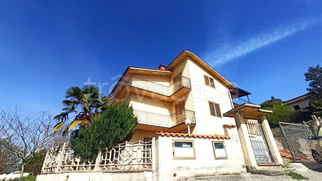 casa indipendente in vendita a Montefalcione
