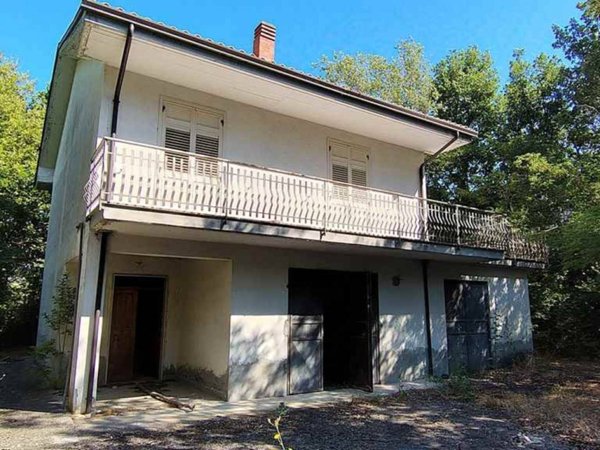 casa indipendente in vendita a Montefalcione