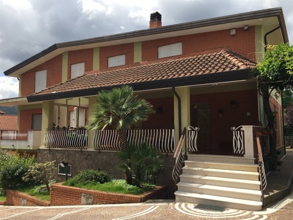 casa indipendente in vendita a Monteforte Irpino in zona Molinelle
