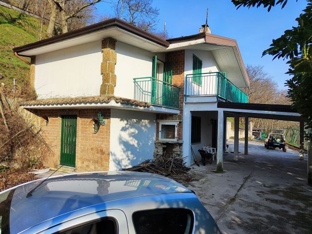 casa indipendente in vendita a Monteforte Irpino