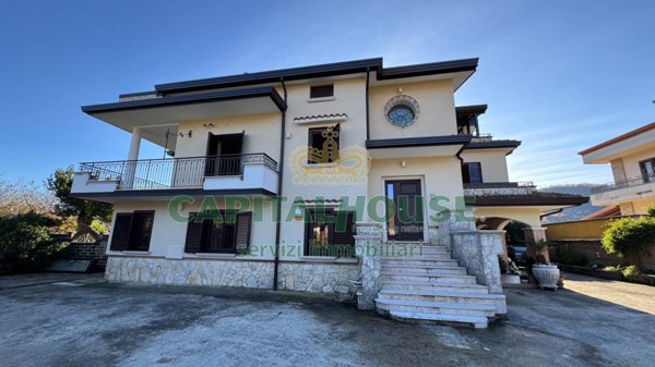 casa indipendente in vendita a Monteforte Irpino