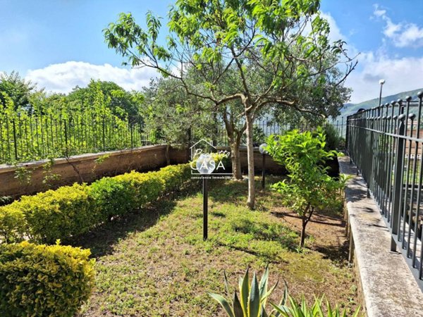 casa indipendente in vendita a Monteforte Irpino