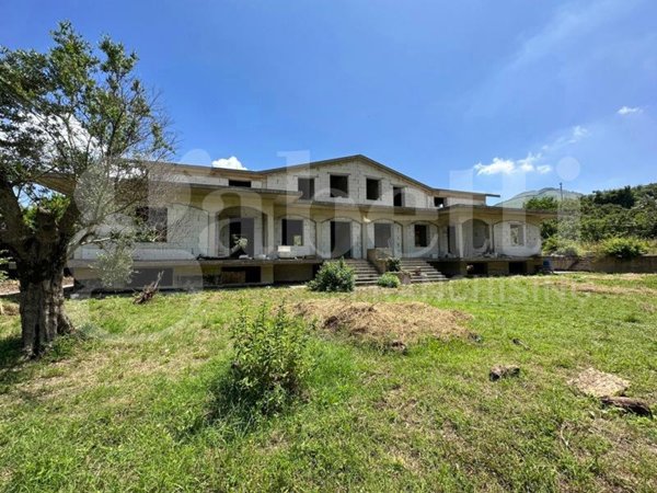 casa indipendente in vendita a Monteforte Irpino