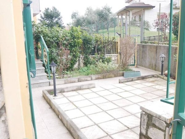 casa indipendente in vendita a Monteforte Irpino