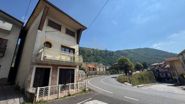 appartamento in vendita a Monteforte Irpino