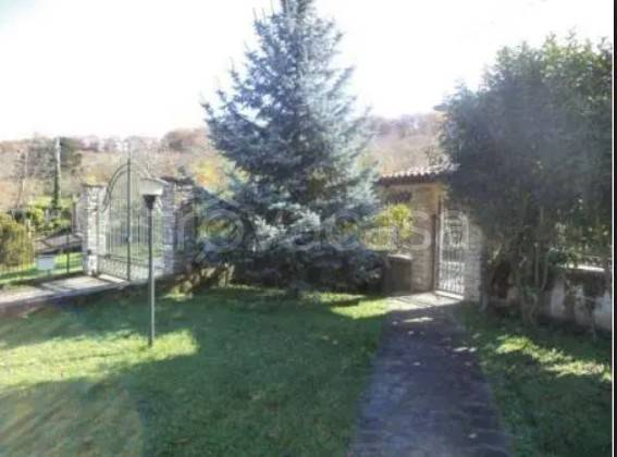 casa indipendente in vendita a Monteforte Irpino