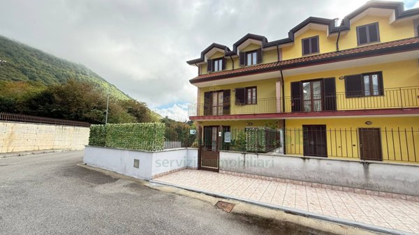 casa indipendente in vendita a Monteforte Irpino