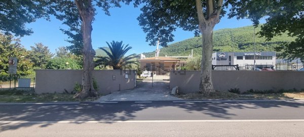 casa indipendente in vendita a Monteforte Irpino