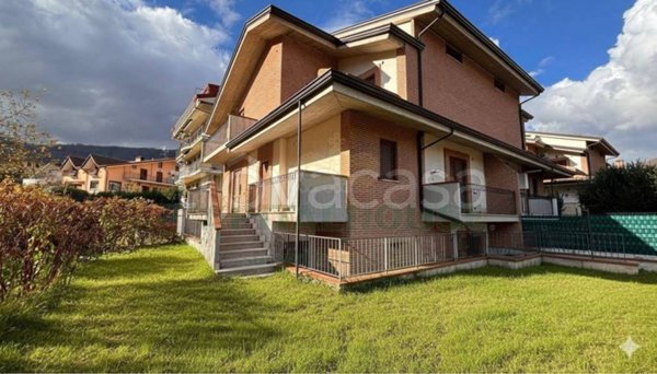 casa indipendente in vendita a Monteforte Irpino