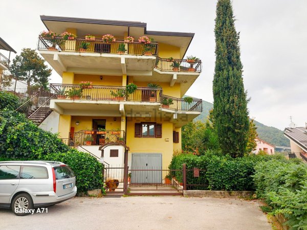 casa indipendente in vendita a Monteforte Irpino