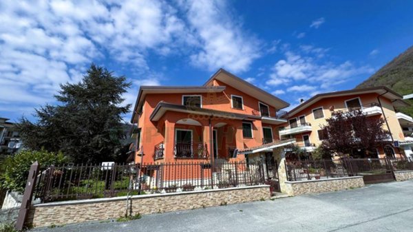 casa indipendente in vendita a Monteforte Irpino