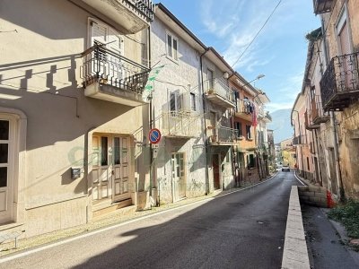 casa semindipendente in vendita a Monteforte Irpino