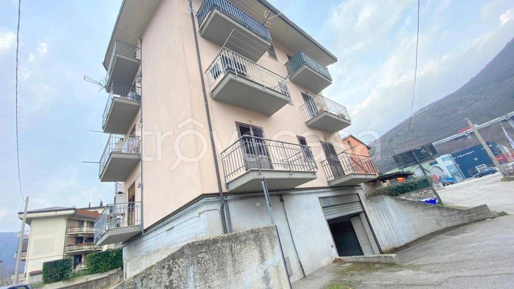 appartamento in vendita a Monteforte Irpino in zona Alvanella