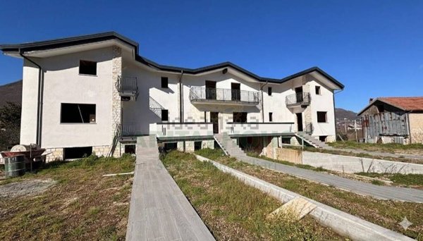 casa indipendente in vendita a Monteforte Irpino