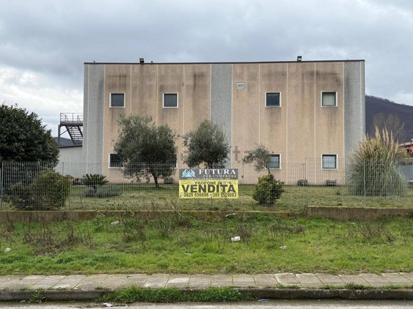 capannone in vendita a Monteforte Irpino