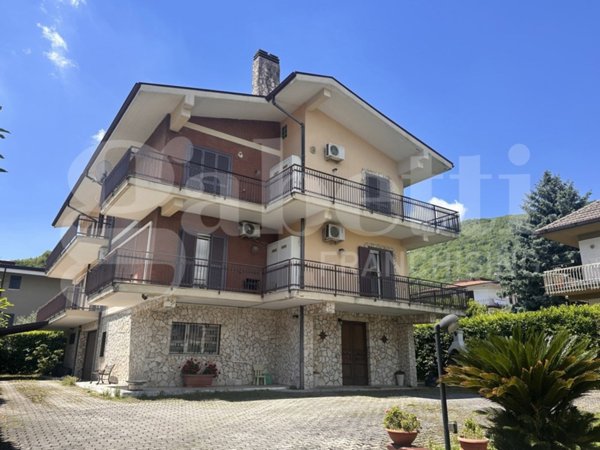 casa indipendente in vendita a Monteforte Irpino in zona Alvanella