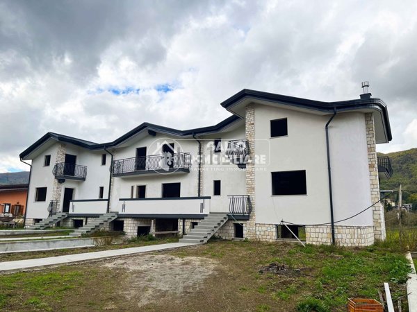 casa indipendente in vendita a Monteforte Irpino
