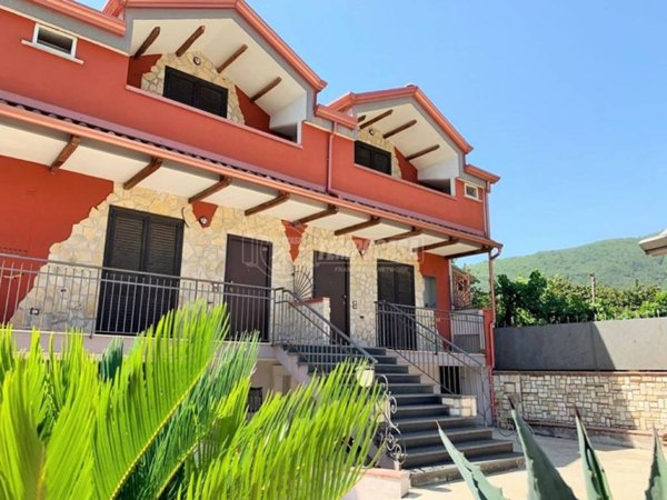 casa indipendente in vendita a Monteforte Irpino
