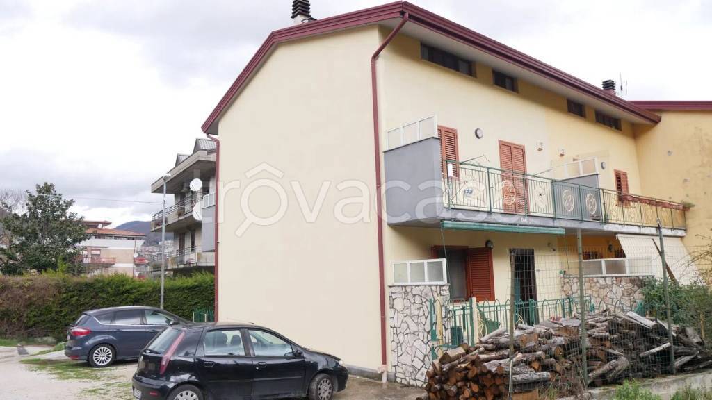 casa indipendente in vendita a Monteforte Irpino