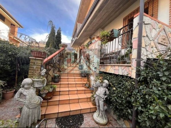 casa indipendente in vendita a Monteforte Irpino in zona Gaudi