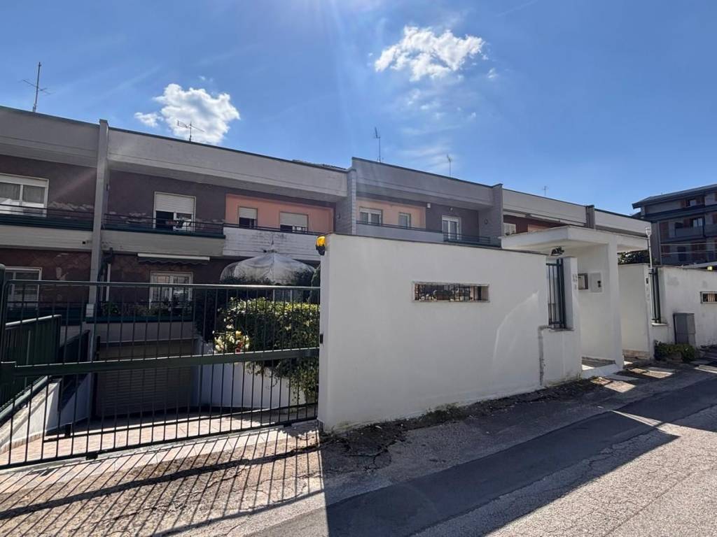 casa indipendente in vendita a Monteforte Irpino in zona Alvanella
