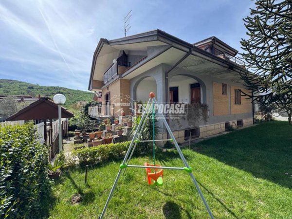 casa indipendente in vendita a Monteforte Irpino in zona Molinelle