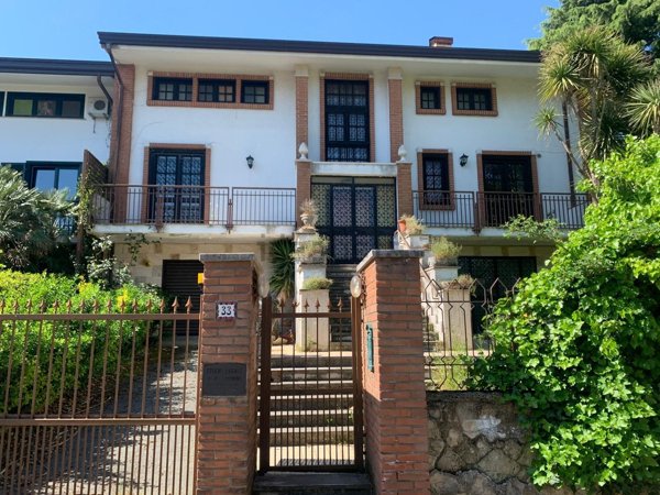 casa indipendente in vendita a Monteforte Irpino