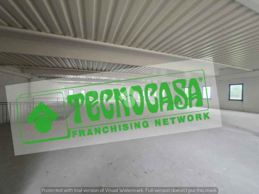 locale commerciale in vendita a Monteforte Irpino in zona Alvanella