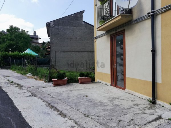 locale commerciale in vendita a Monteforte Irpino
