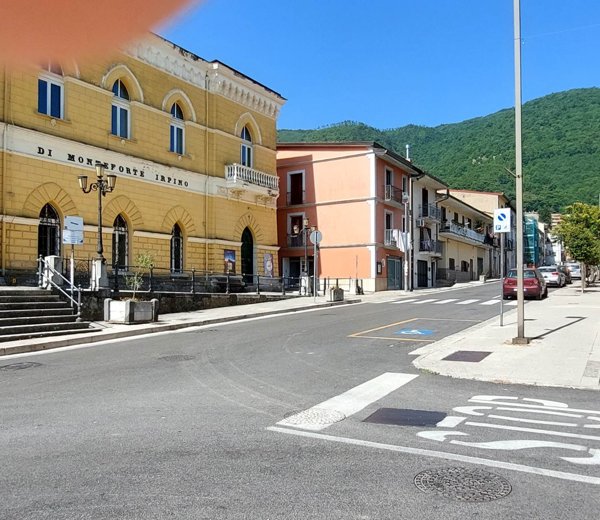 negozio in vendita a Monteforte Irpino