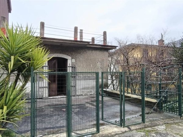 casa indipendente in vendita a Monteforte Irpino