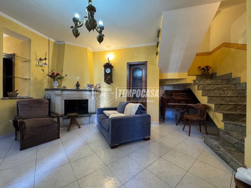 casa indipendente in vendita a Monteforte Irpino in zona Campi