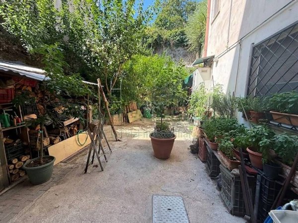 casa indipendente in vendita a Monteforte Irpino