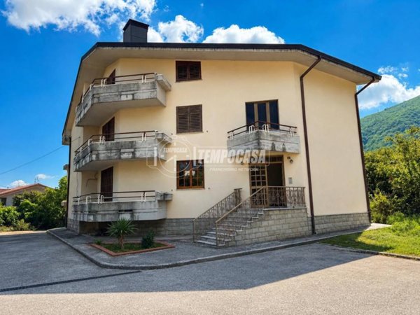 appartamento in vendita a Monteforte Irpino in zona Campi