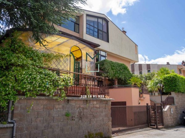 casa indipendente in vendita a Monteforte Irpino in zona Campi
