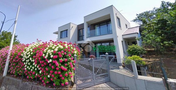 casa indipendente in vendita a Monteforte Irpino in zona Alvanella