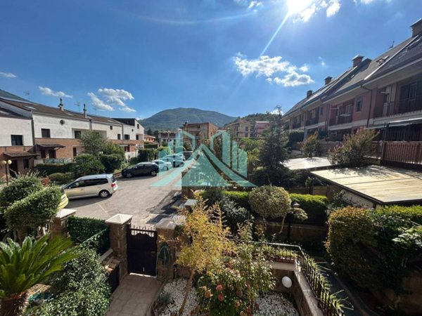 casa indipendente in vendita a Monteforte Irpino in zona Campi