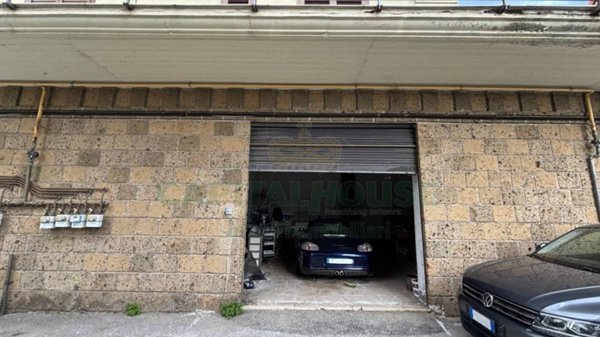 box auto in vendita a Monteforte Irpino in zona Campi
