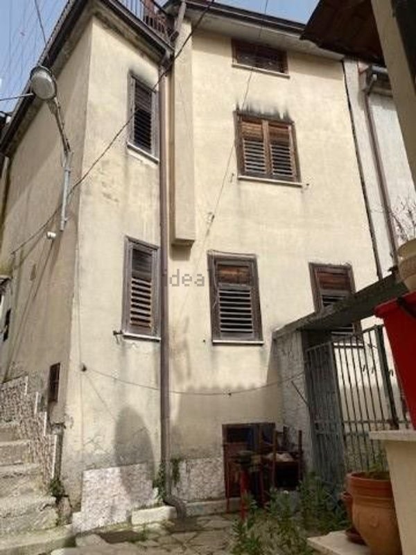 casa indipendente in vendita a Monteforte Irpino in zona Campi