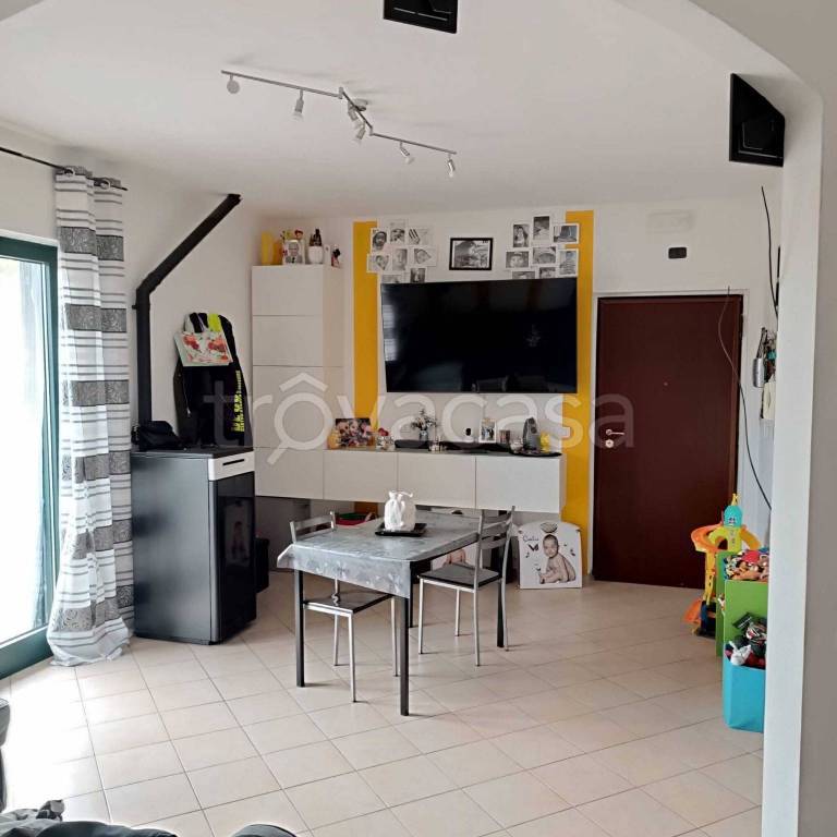 appartamento in vendita a Montefredane in zona Arcella