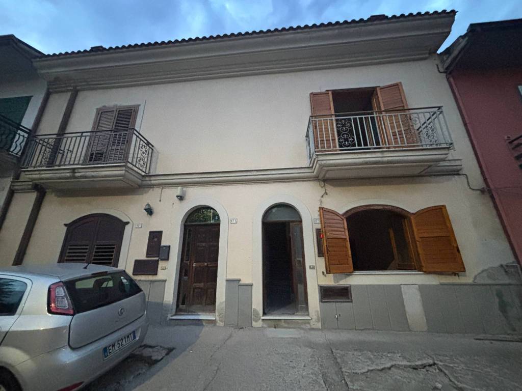 casa indipendente in vendita a Montefredane in zona Arcella